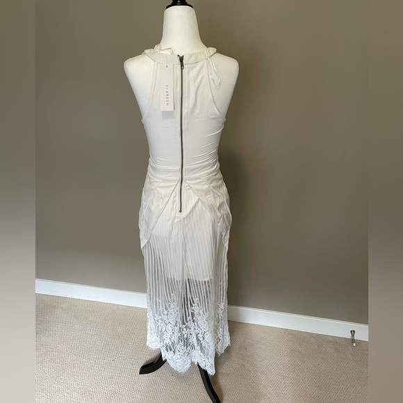 Shareen Lace Overlay White Maxi - AU 8 - NWT
Polyester - Picture 2 of 2